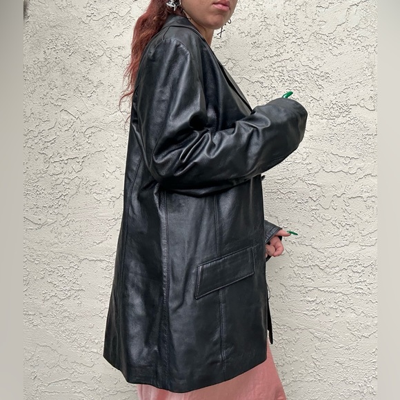 Vintage Black Leather Trench Coat - Picture 4 of 10